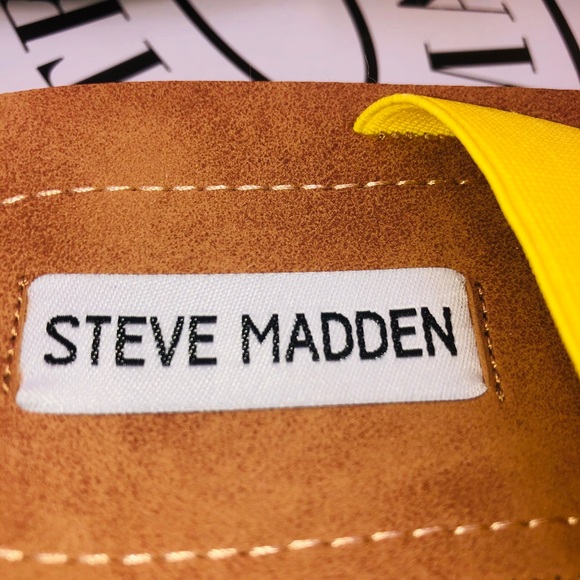 Cute Steve Madden Yellow Sandals! - Picture 3 of 8